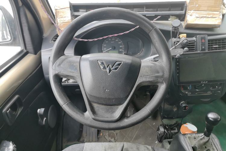 Used Wuling Rongguang 2012 1.5L Extended Basic Version Steering Wheel