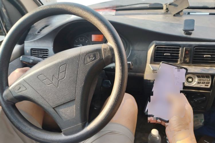 Used Wuling Rongguang 2012 1.2L Extended Basic Version LJY Steering Wheel