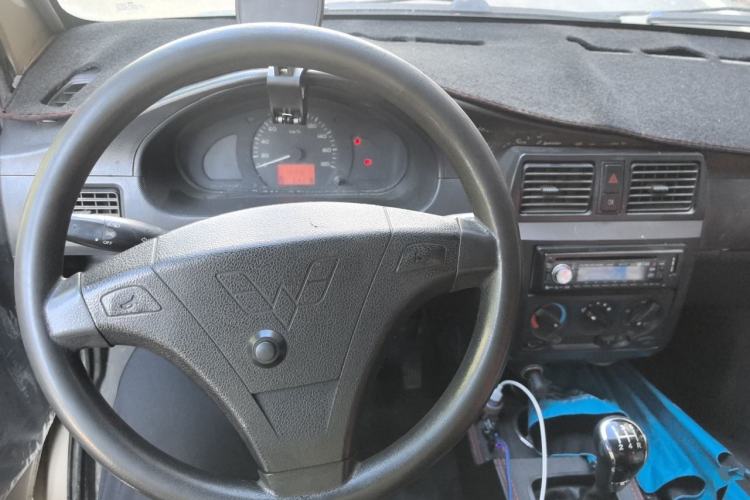 Used Wuling Rongguang 2012 1.5L Extended Standard Version Steering Wheel