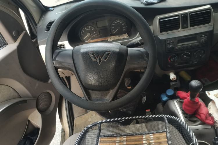 Used Wuling Rongguang 2012 1.2L Extended Standard Version LJY Steering Wheel