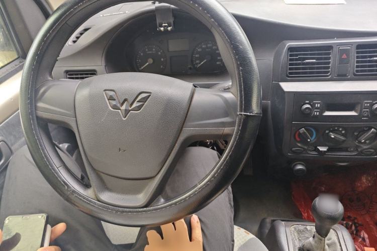 Used Wuling Rongguang 2012 1.5L Extended Basic Version Steering Wheel
