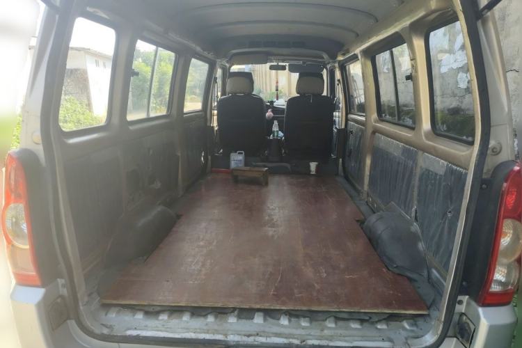 Used Wuling Rongguang 2012 1.2L Extended Basic Version LJY Trunk