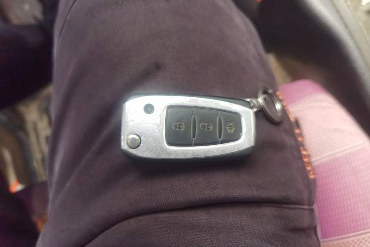 Used Wuling Rongguang 2012 1.5L Extended Basic Version Vehicle Key