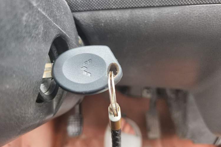 Used Wuling Rongguang 2012 1.5L Extended Basic Version Vehicle Key