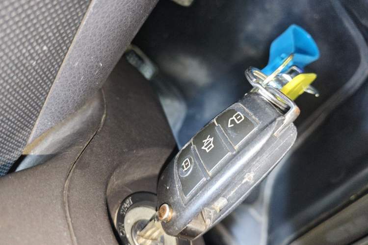 Used Wuling Rongguang 2012 1.5L Extended Basic Version Vehicle Key