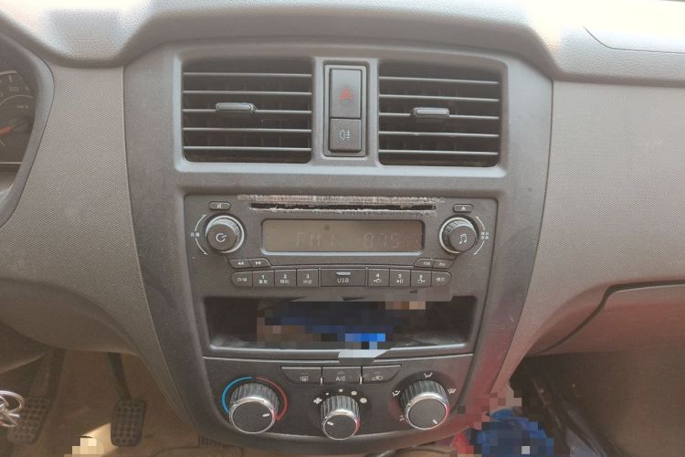 Used Wuling Rongguang 2014 1.2L S Base Model Audio And AC Panel