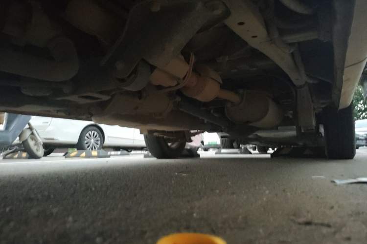 Used Wuling Rongguang 2014 1.2L S Standard Model Chassis Front Left