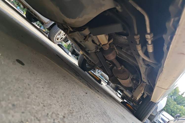 Used Wuling Rongguang 2014 1.2L S Standard Model Chassis Front Left