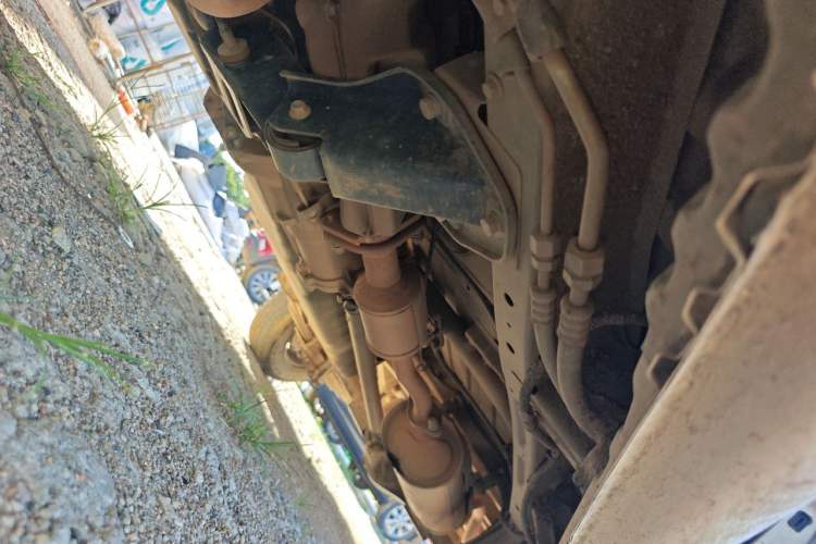 Used Wuling Rongguang 2014 1.2L S Standard Model Chassis Front Left