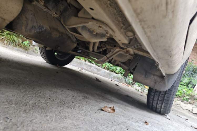 Used Wuling Rongguang 2014 1.5L S Base Version Chassis Front Right