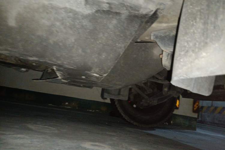 Used Wuling Rongguang 2014 1.2L S Base Model Chassis Front Right