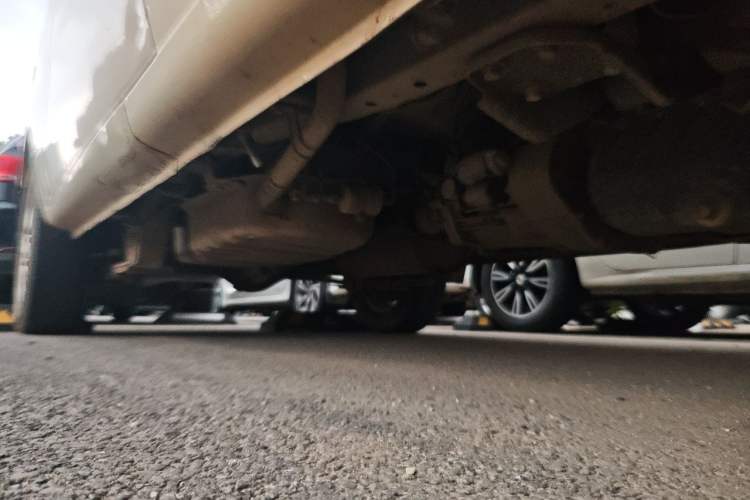 Used Wuling Rongguang 2014 1.2L S Standard Model Chassis Front Right
