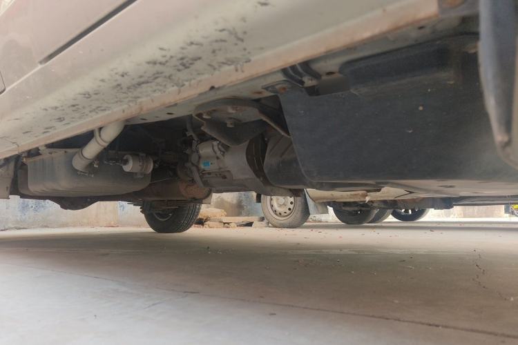 Used Wuling Rongguang 2014 1.2L S Base Model Chassis Front Right