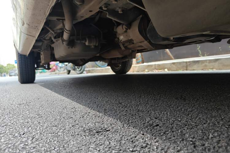 Used Wuling Rongguang 2014 1.2L S Standard Model Chassis Front Right