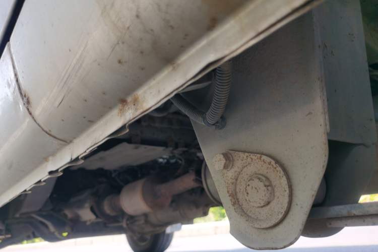 Used Wuling Rongguang 2014 1.2L S Base Model Chassis Rear Left