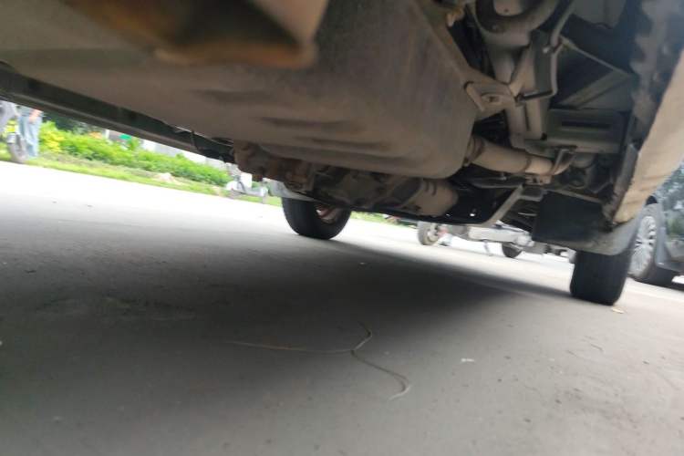 Used Wuling Rongguang 2014 1.5L S Standard Version Chassis Rear Right