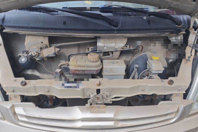 Used Wuling Rongguang  Engine Bay