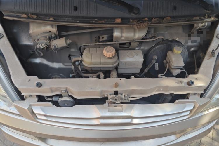 Used Wuling Rongguang 2014 1.2L S Base Model Engine Bay