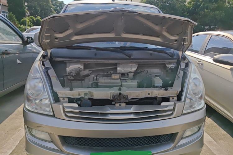 Used Wuling Rongguang 2014 1.2L S Standard Model Engine Bay