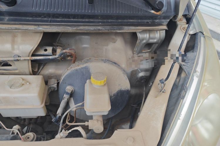 Used Wuling Rongguang  Engine Bay Left