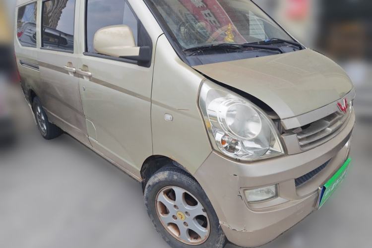 Used Wuling Rongguang  Front Right 45 Deg
