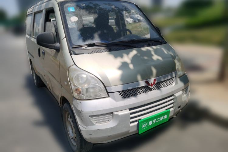 Used Wuling Rongguang 2014 1.2L S Base Model Front Right 45 Deg