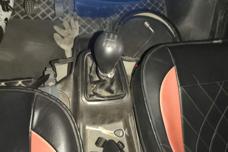 Used Wuling Rongguang 2014 1.2L S Base Model Gear Lever