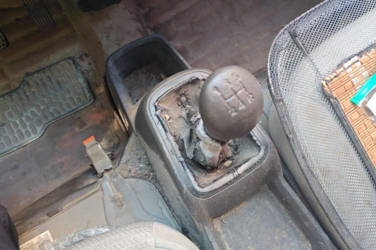 Used Wuling Rongguang 2014 1.2L S Base Model Gear Lever