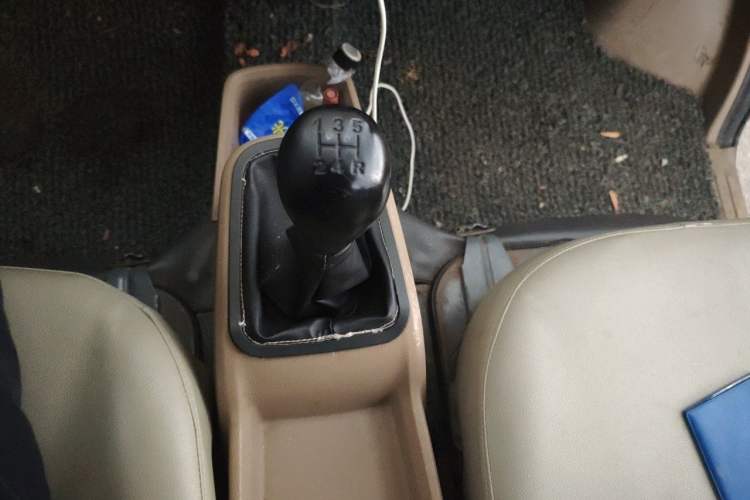 Used Wuling Rongguang 2014 1.2L S Standard Model Gear Lever