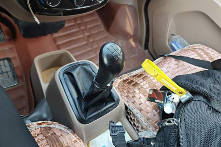 Used Wuling Rongguang 2014 1.2L S Standard Model Gear Lever