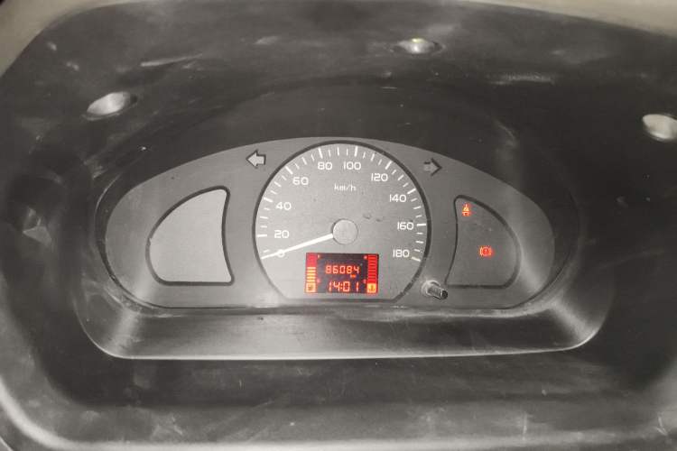 Used Wuling Rongguang 2014 1.2L S Base Model Instrument Cluster