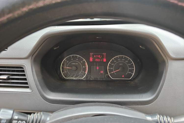 Used Wuling Rongguang 2014 1.2L S Standard Model Instrument Cluster
