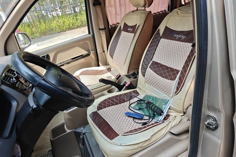 Used Wuling Rongguang 2014 1.2L S Standard Model Left Front Seat