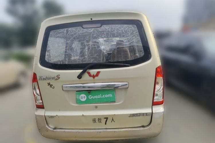 Used Wuling Rongguang 2014 1.5L S Standard Version Rear