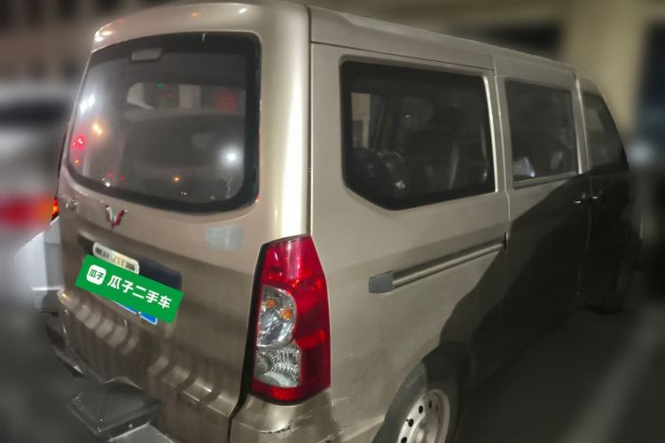 Used Wuling Rongguang 2014 1.2L S Base Model Rear Right 45 Deg
