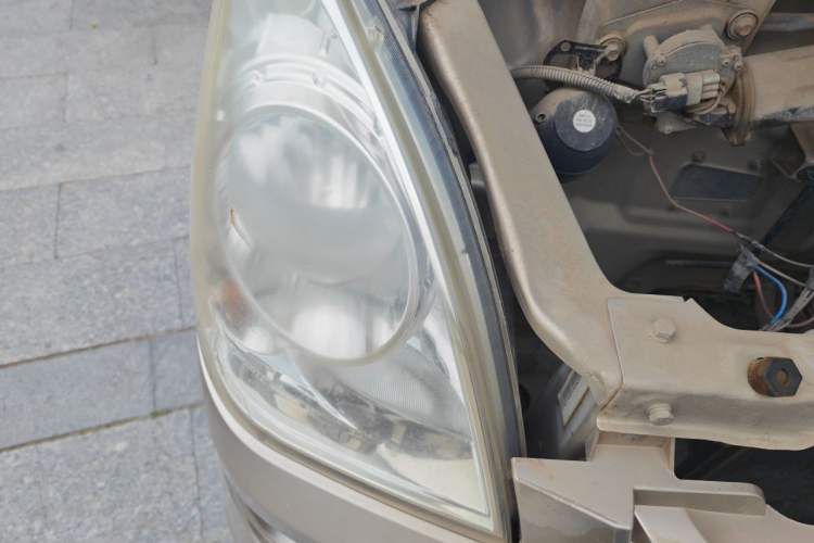 Used Wuling Rongguang  Right Front Headlight
