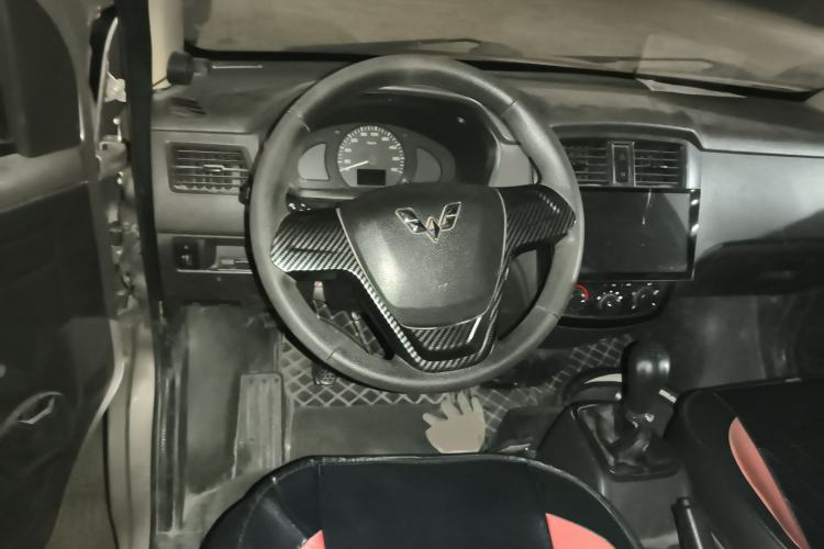 Used Wuling Rongguang 2014 1.2L S Base Model Steering Wheel
