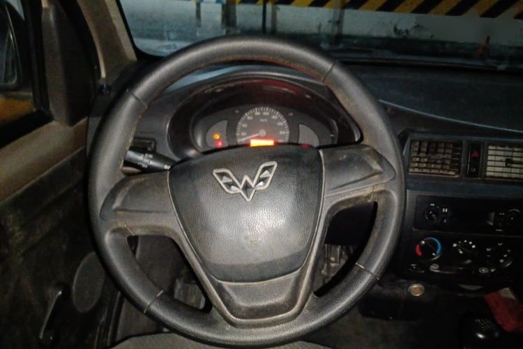 Used Wuling Rongguang 2014 1.2L S Base Model Steering Wheel