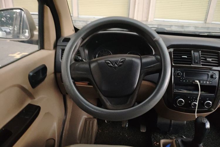 Used Wuling Rongguang 2014 1.2L S Standard Model Steering Wheel