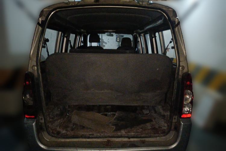 Used Wuling Rongguang 2014 1.2L S Base Model Trunk