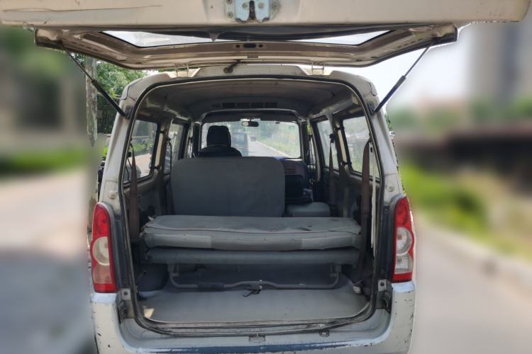Used Wuling Rongguang 2014 1.2L S Base Model Trunk