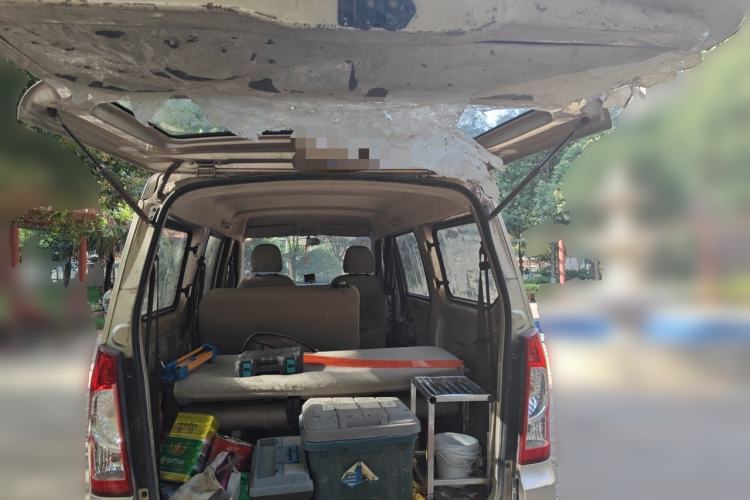 Used Wuling Rongguang 2014 1.2L S Base Model Trunk