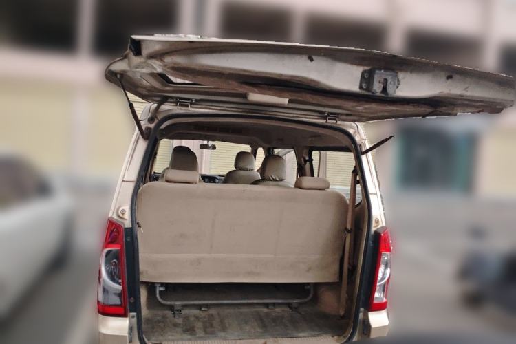 Used Wuling Rongguang 2014 1.2L S Standard Model Trunk