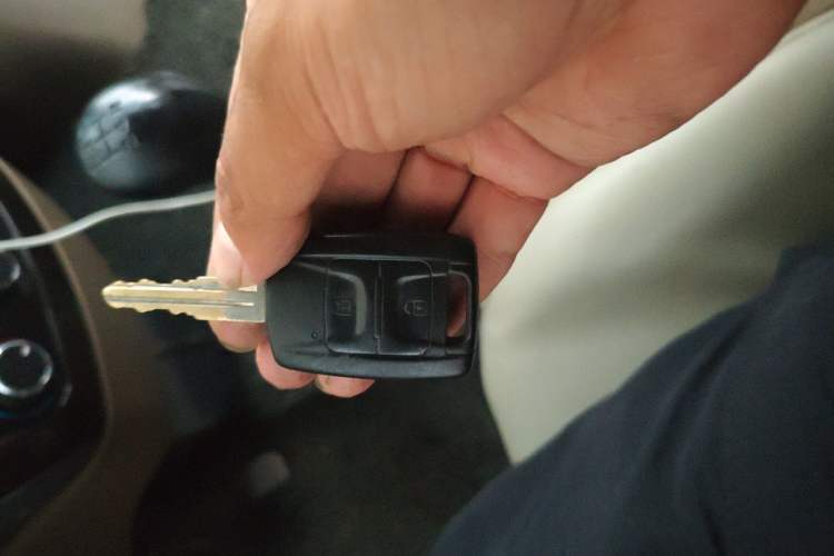 Used Wuling Rongguang 2014 1.2L S Standard Model Vehicle Key