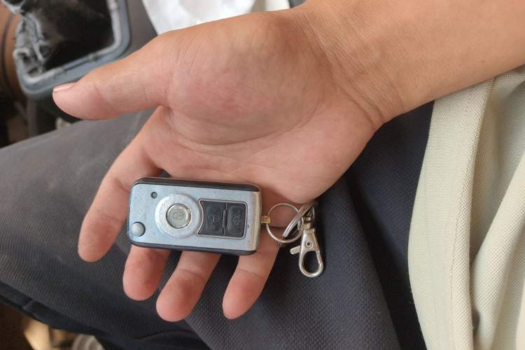Used Wuling Rongguang 2014 1.2L S Base Model Vehicle Key