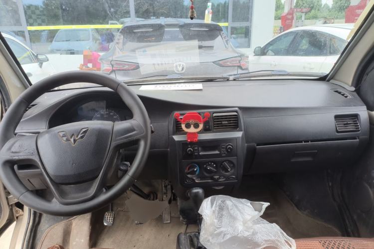 Used Wuling Rongguang 2014 1.2L S Base Model Center Console
