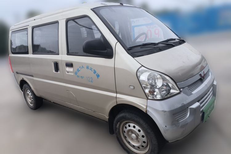 Used Wuling Rongguang 2014 1.2L S Base Model Front Right 45 Deg