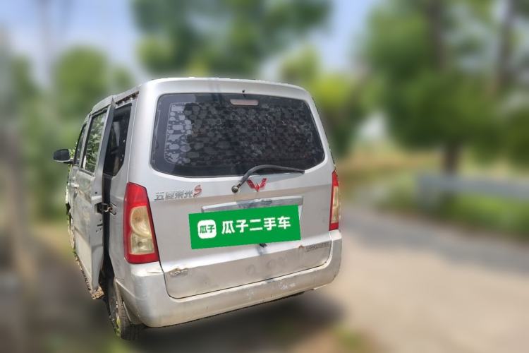 Used Wuling Rongguang 2014 1.2L S Standard Model Rear Left 45 Deg