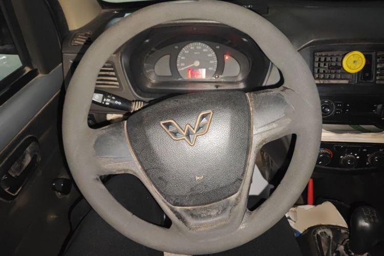 Used Wuling Rongguang 2014 1.2L S Base Model Steering Wheel