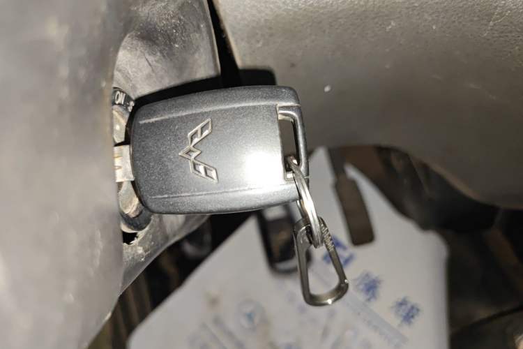 Used Wuling Rongguang 2014 1.2L S Base Model Vehicle Key